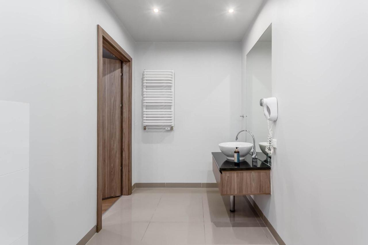 Rent Like Home - Oxygen Wronia 45 II 华沙 外观 照片